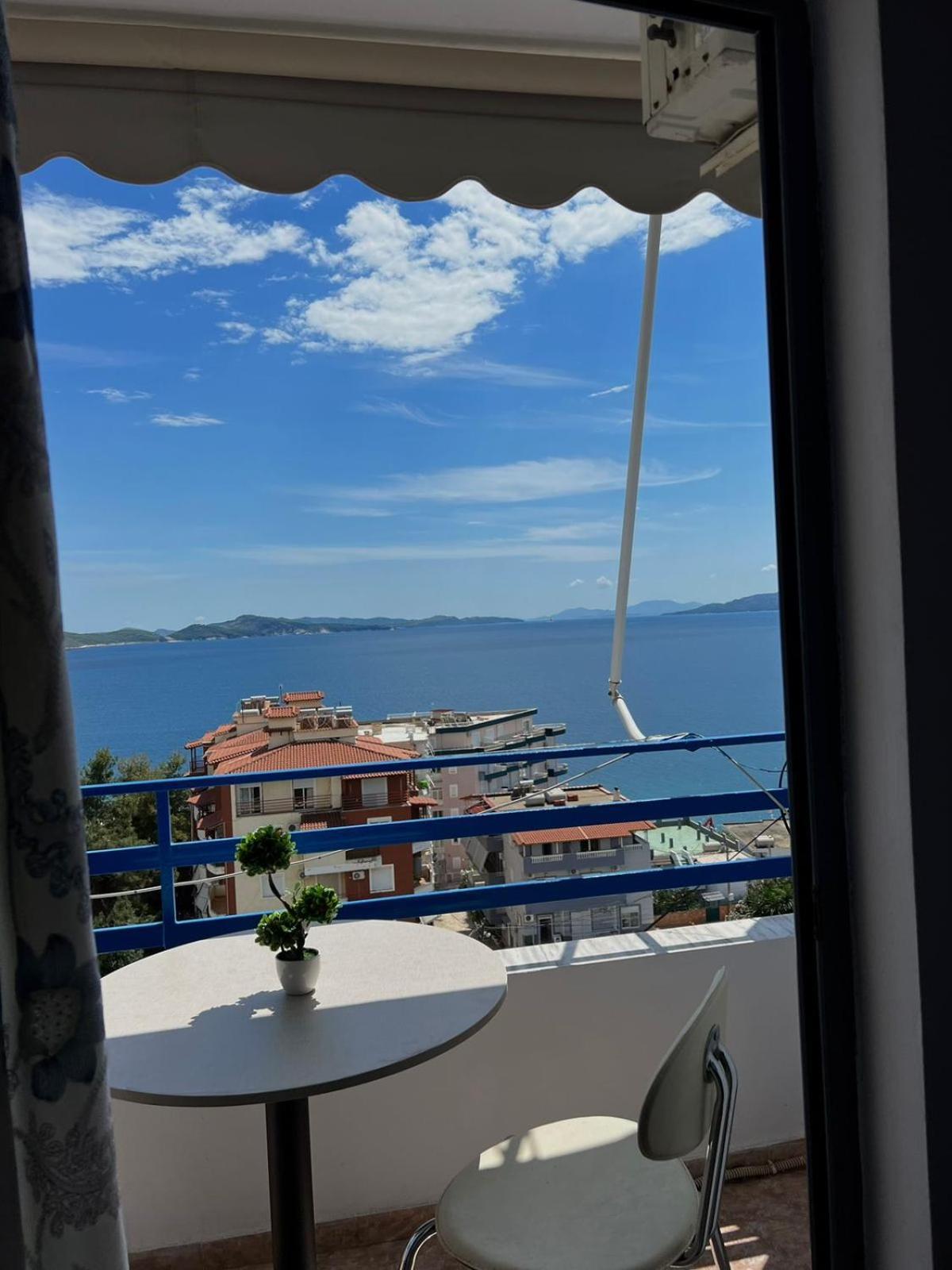 Al Mare Rooms Sarandë Exteriör bild