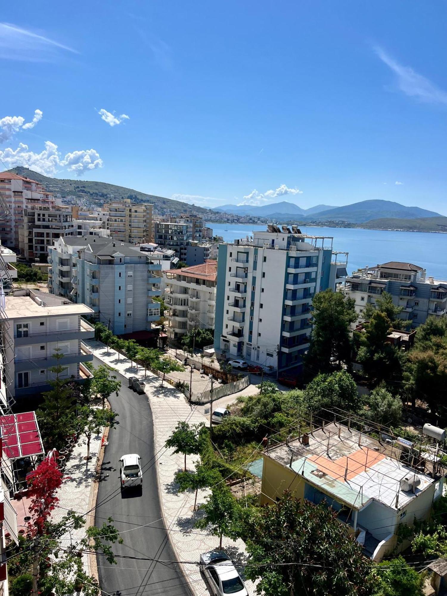 Al Mare Rooms Sarandë Exteriör bild