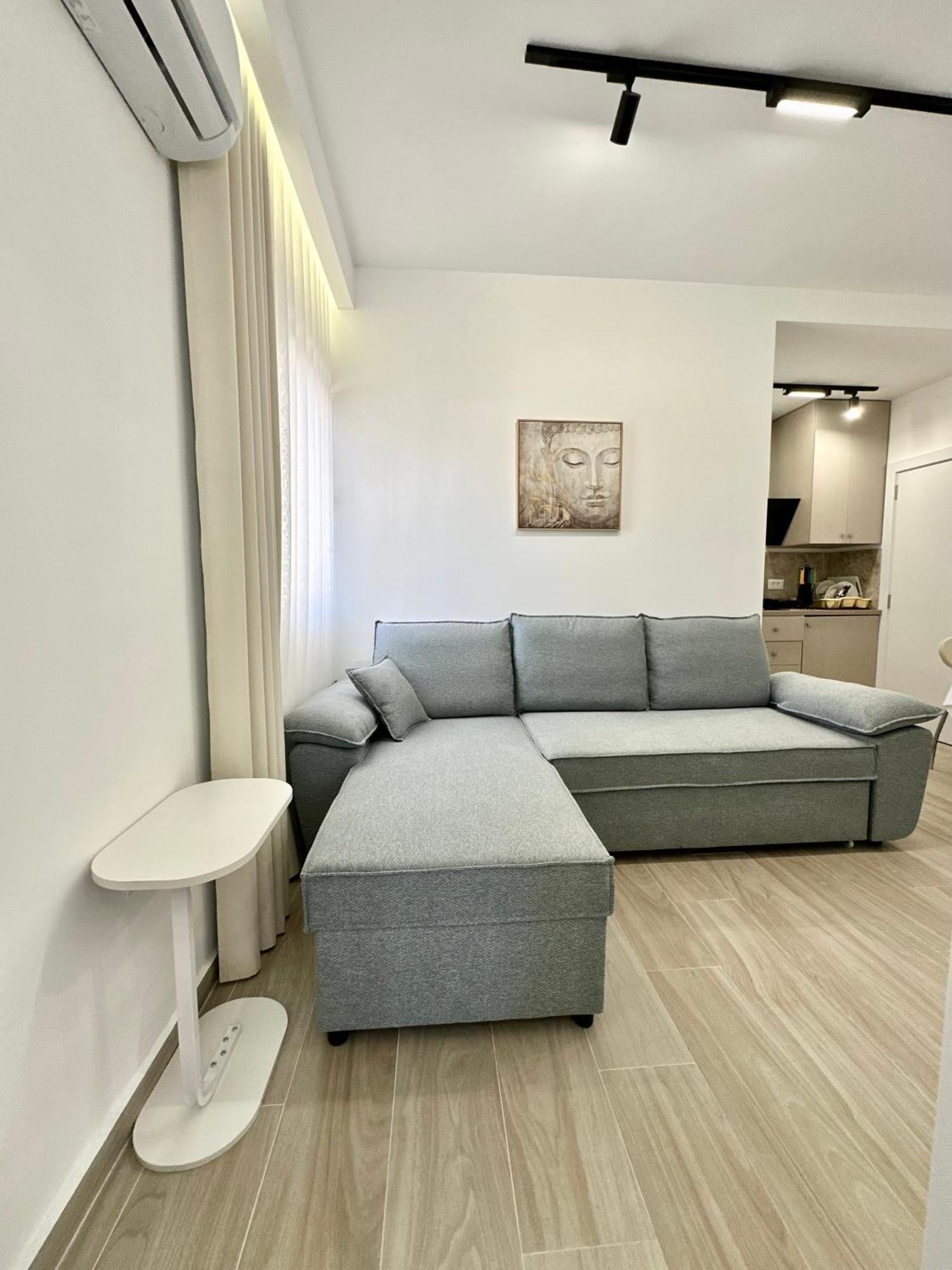 Al Mare Rooms Sarandë Exteriör bild