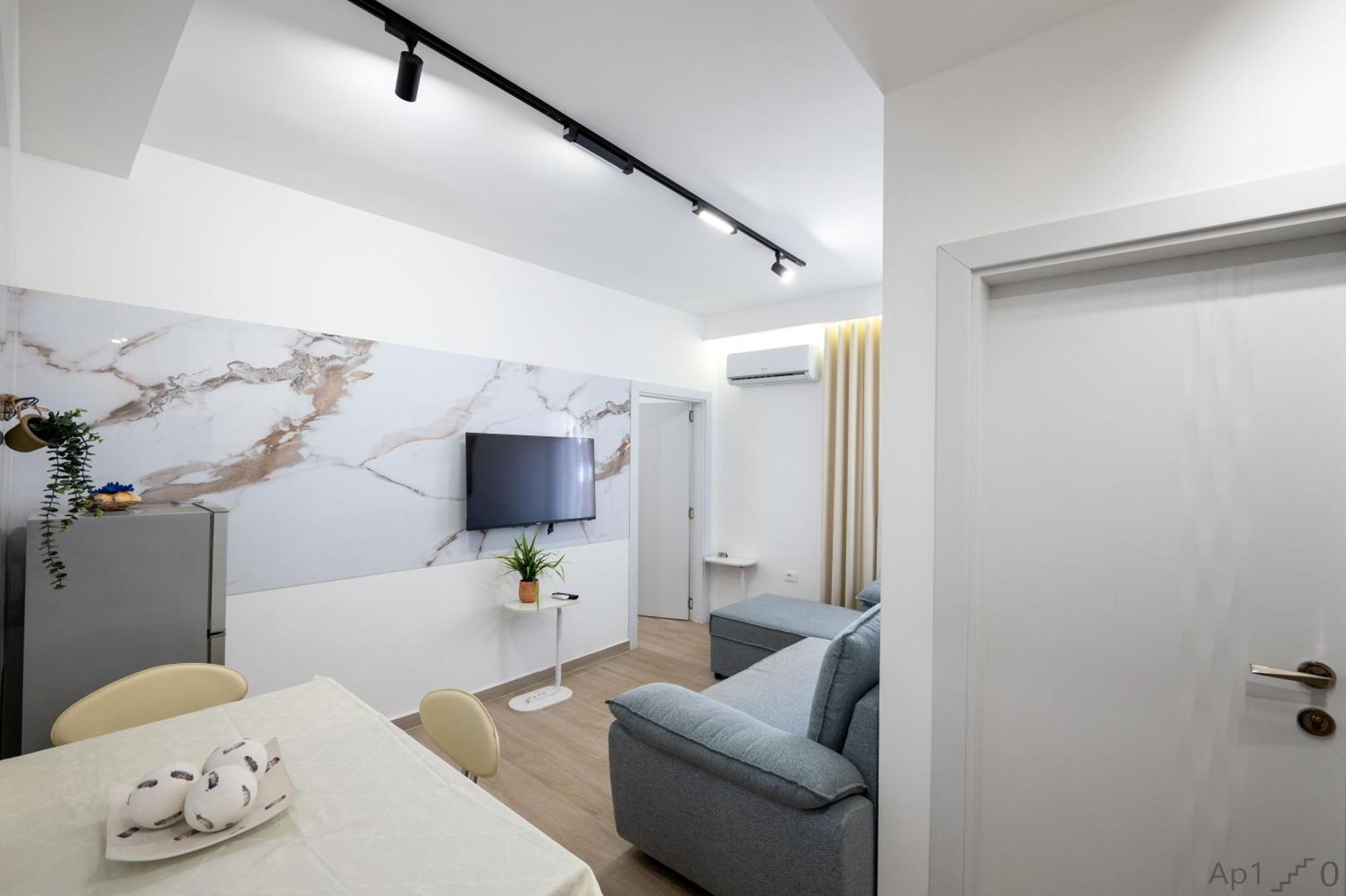 Al Mare Rooms Sarandë Exteriör bild