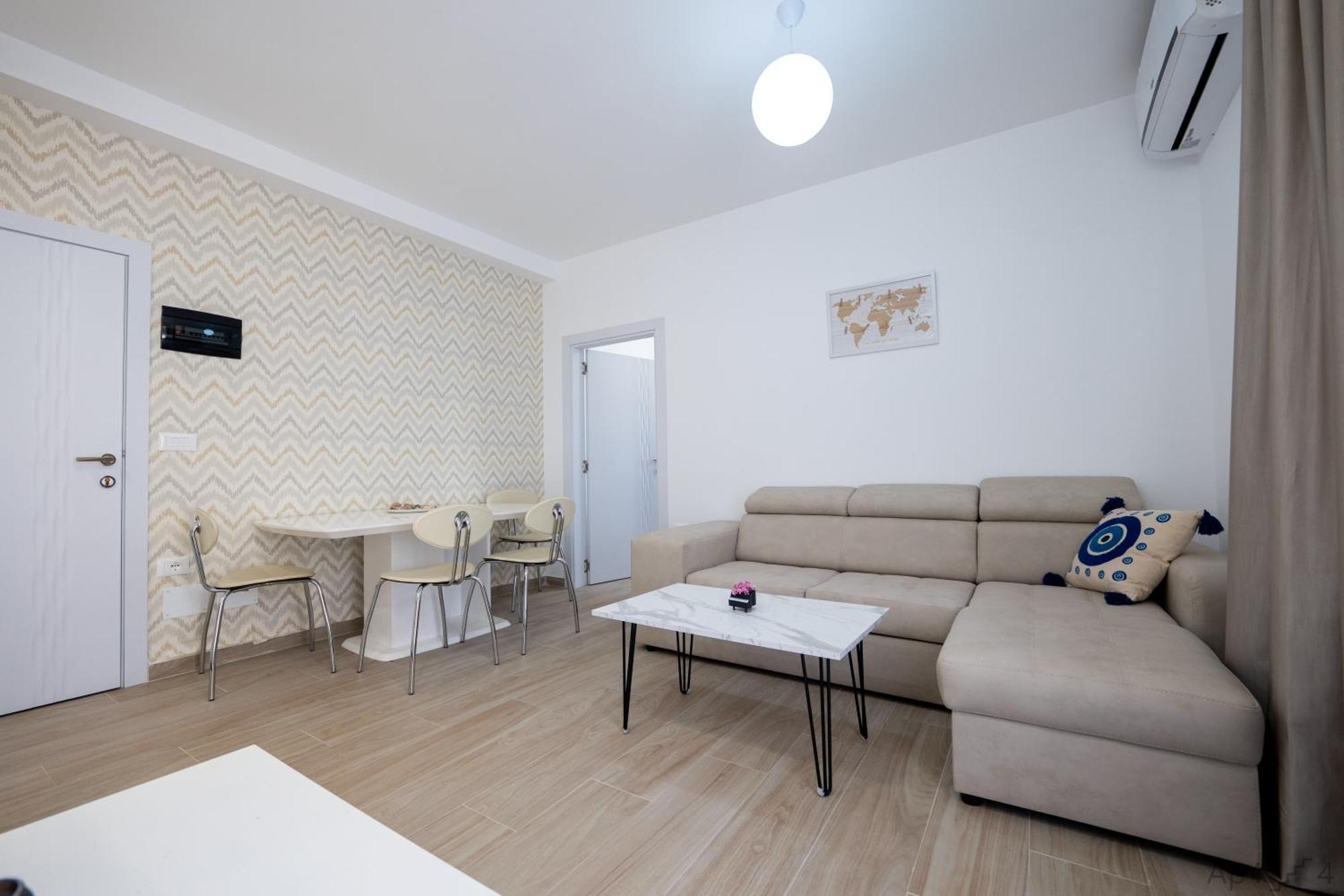 Al Mare Rooms Sarandë Exteriör bild