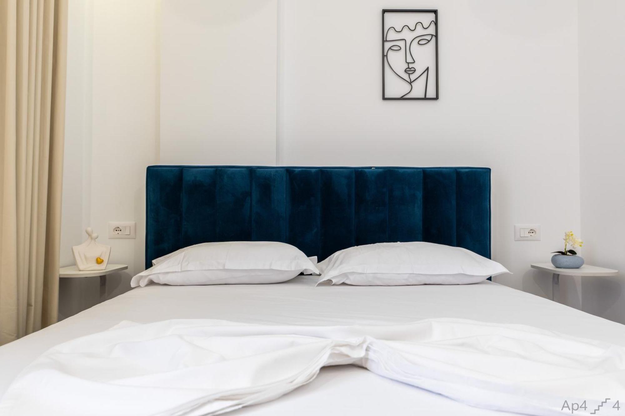 Al Mare Rooms Sarandë Exteriör bild