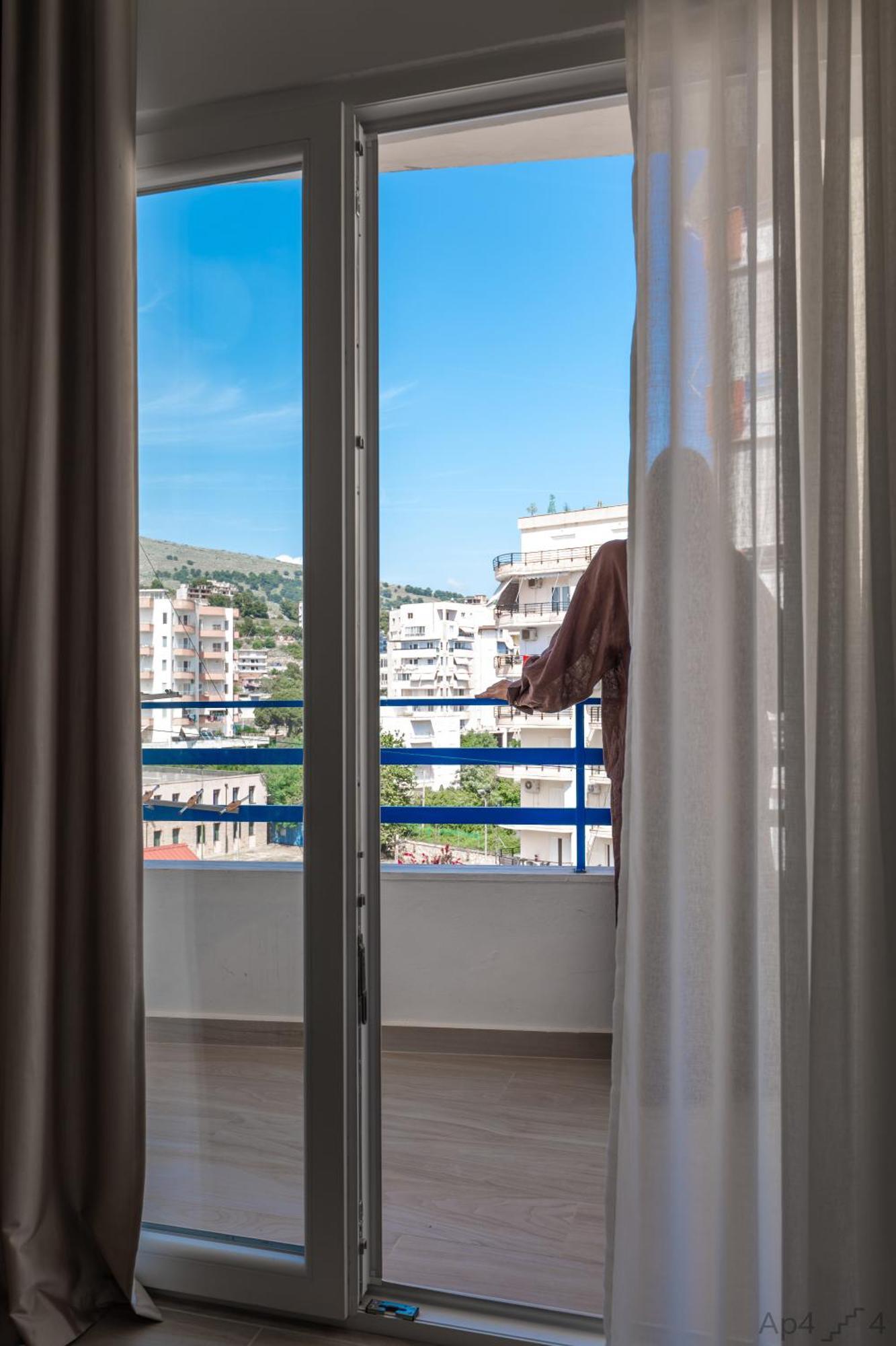 Al Mare Rooms Sarandë Exteriör bild